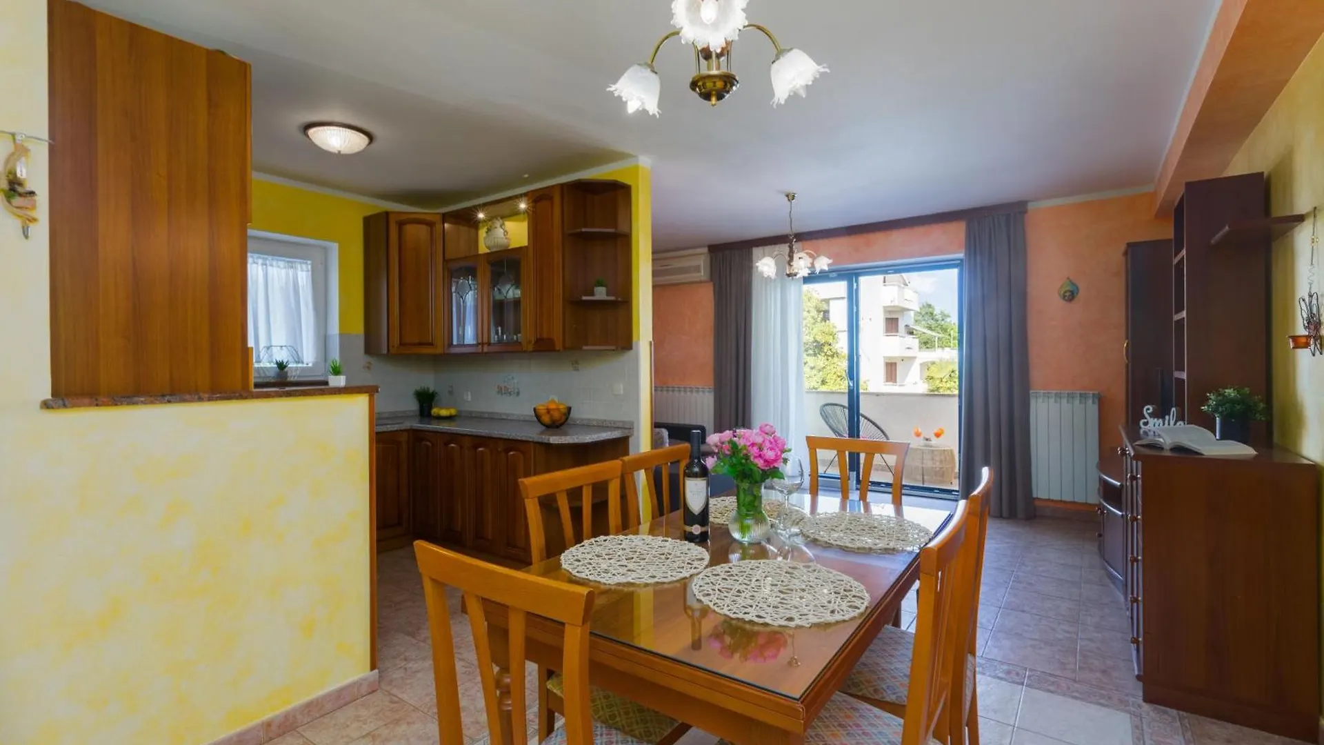 Apartment Apartement Radovan 3 Mit Meerblick In Strandnaehe Porec