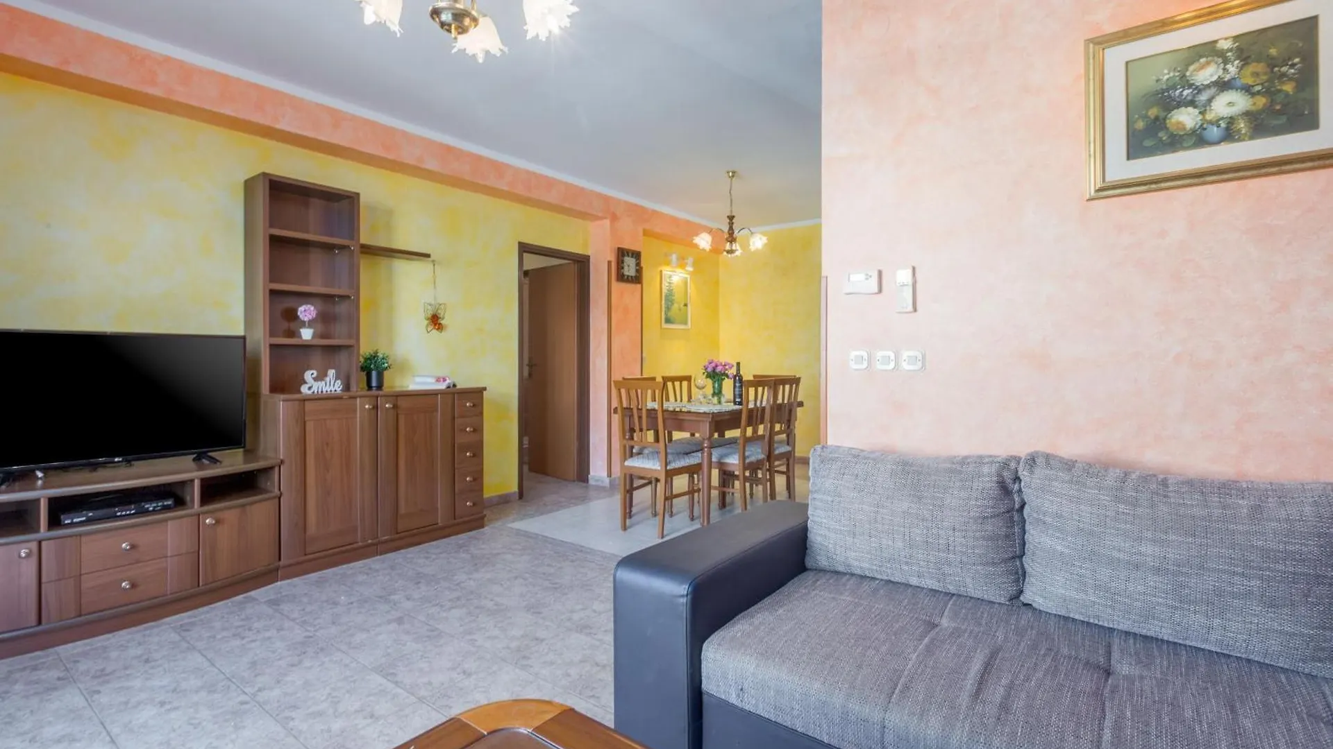 Apartement Radovan 3 Mit Meerblick In Strandnaehe Porec