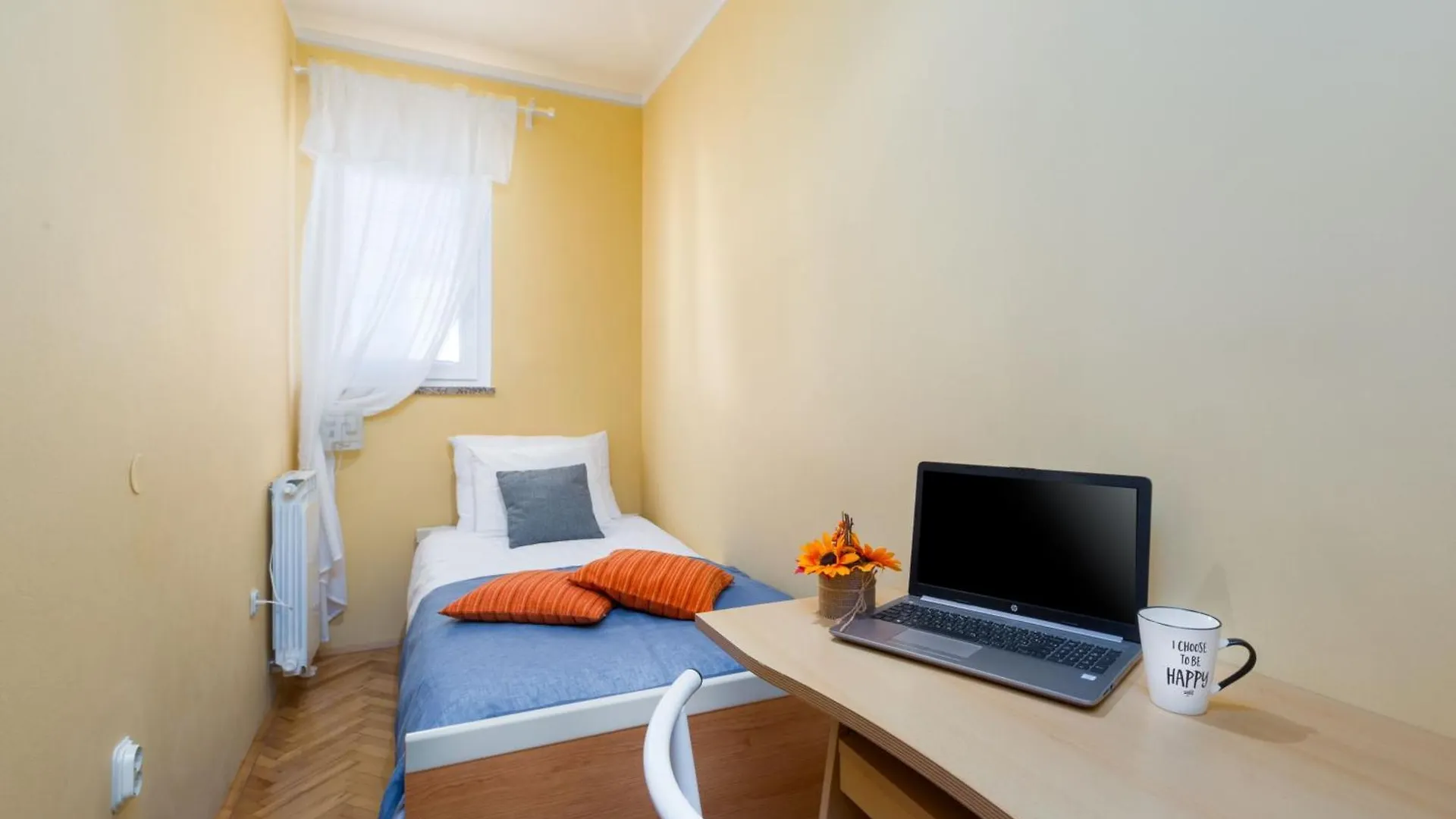 Apartement Radovan 3 Mit Meerblick In Strandnaehe Porec Croatia