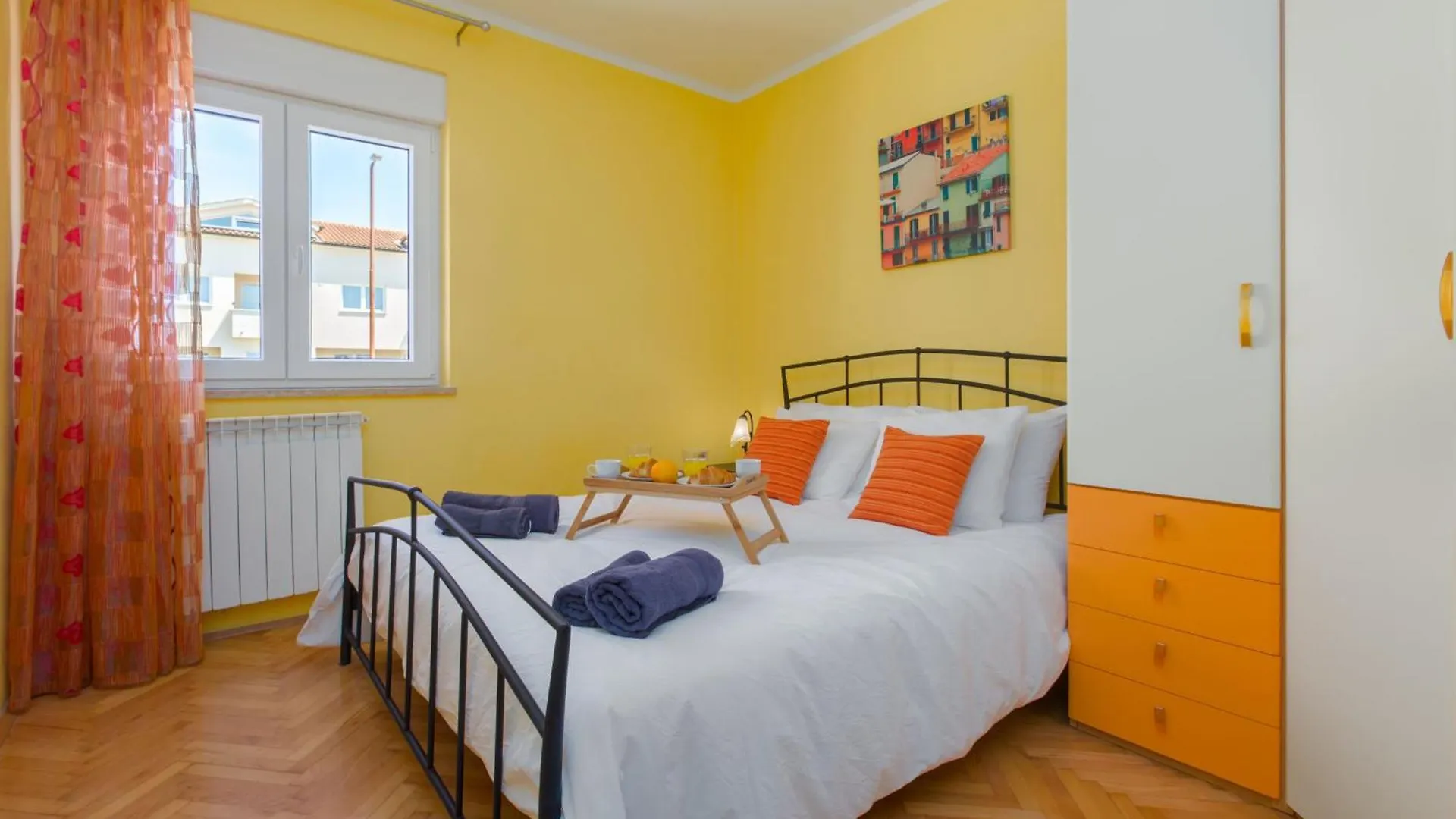 Apartement Radovan 3 Mit Meerblick In Strandnaehe Porec 0*,  Croatia